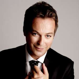 julian clary weight age height birthday real name notednames affairs bio wife contact family details